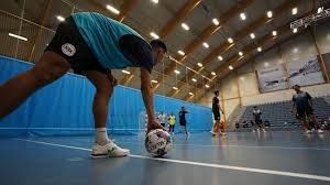 齐达内谈管理皇马更衣室：教练为球员服务 要得到球员的喜欢